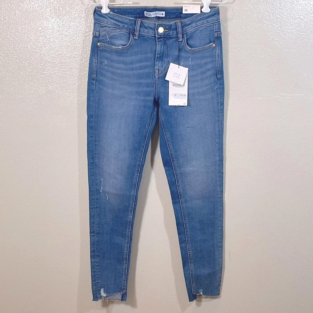 Zara Women's Mid Rise Skinny Fit Stretch Ankle Jeans size 6